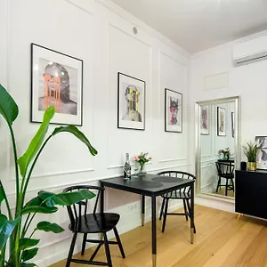 Discover Krakow Apartments - Lubomirskiego St - Classic & Modern - Near Main Station, Netflix And Ac , Kraków Polska